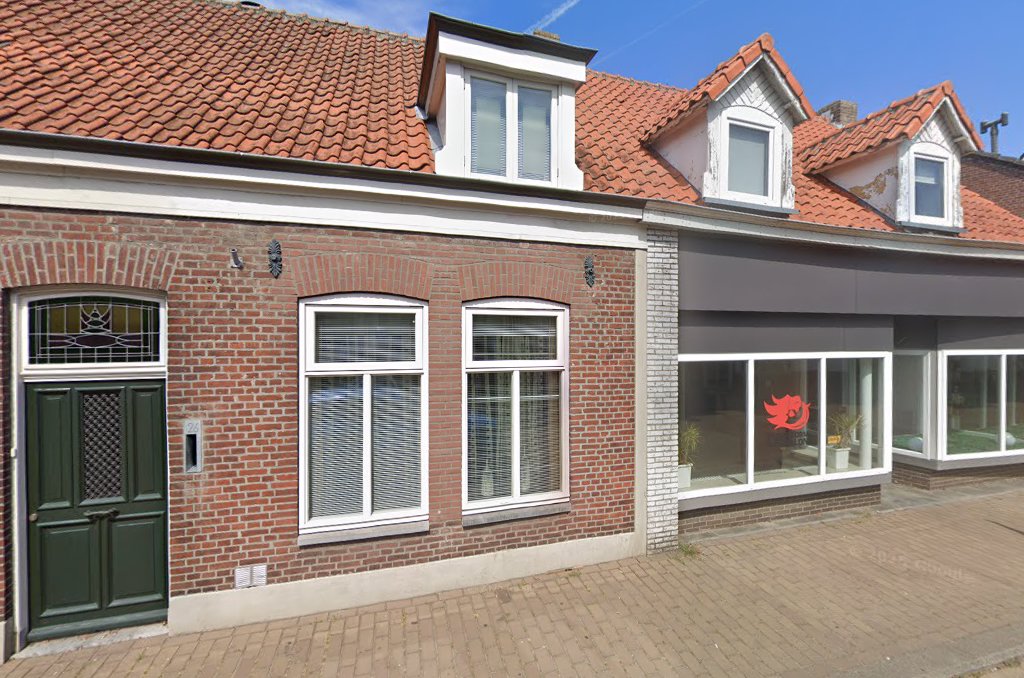 De gevel van Moubiform Kapsalon aan Kofferen in Sint-Oedenrode